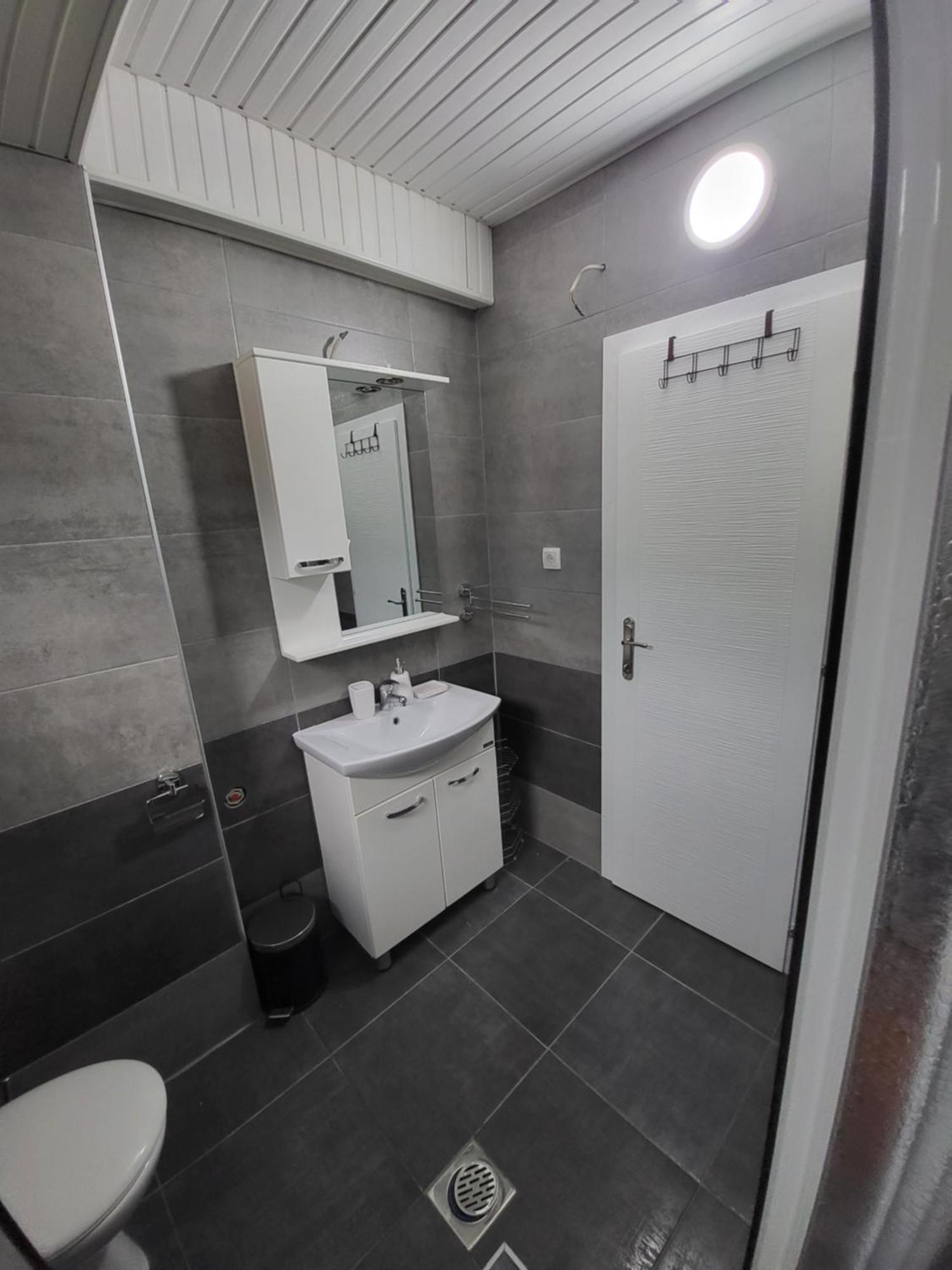 Villa Pegasus Pestani Ohrid Bilik gambar